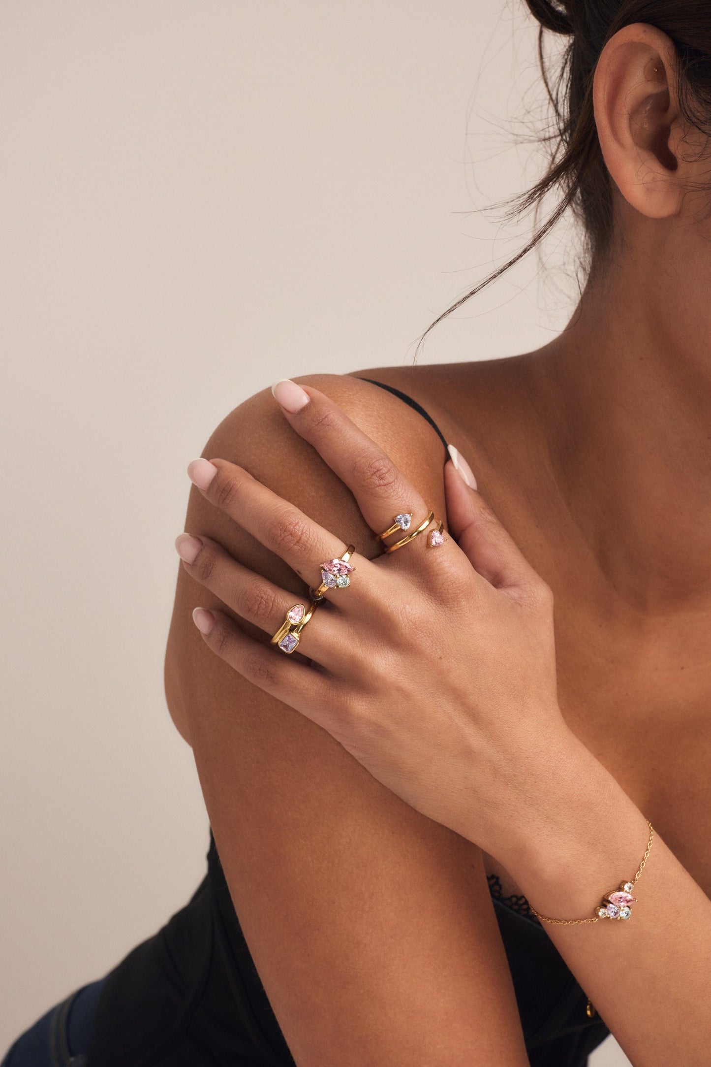 Zia-ring med födelsesten