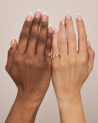 Pia-ring med födelsesten