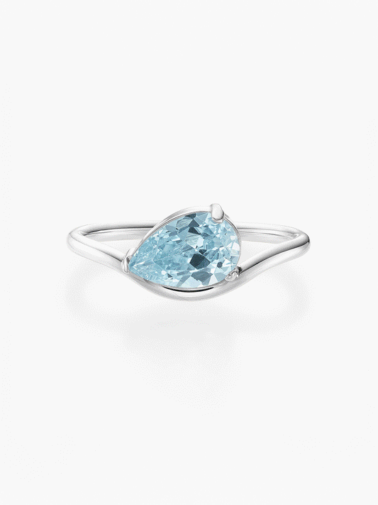 Pia-ring med födelsesten